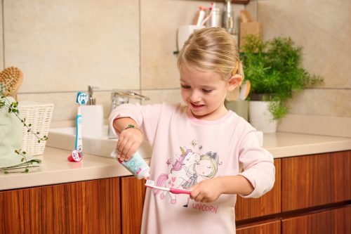 CHICCO Hippo-Panda gyermek fogkefe készlet 3-6év, 2db