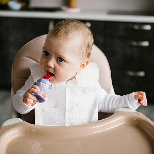 BABYONO Flower violet szilikon etetőcumis 6m+