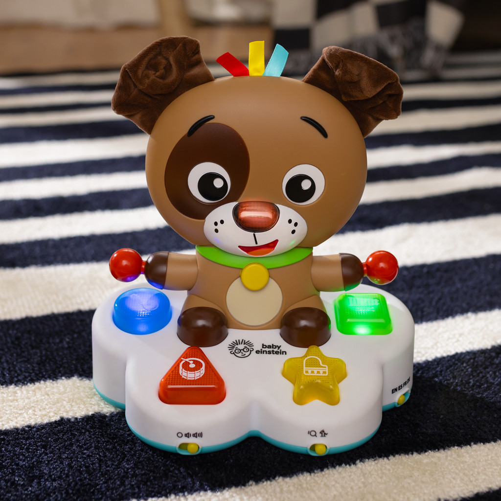 BABY EINSTEIN Drum & Learn Dean™ használat közben