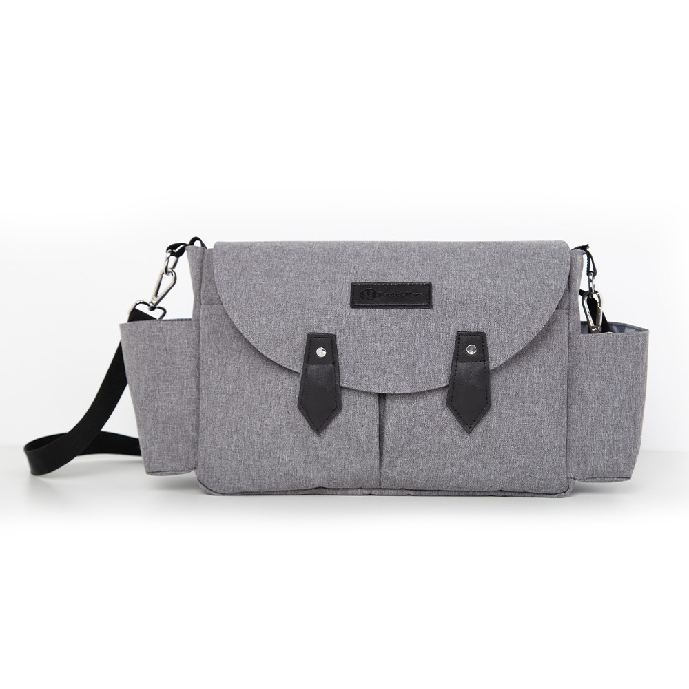 PETITE&MARS Pelenkázótáska Sara Grey Black belső elrendezése