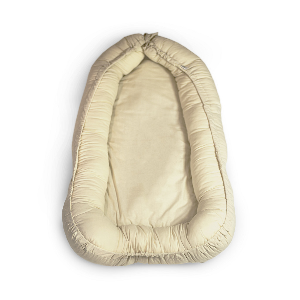 PETITE&MARS Babafészek FEEL SAFE Light Beige 90 x 60 cm