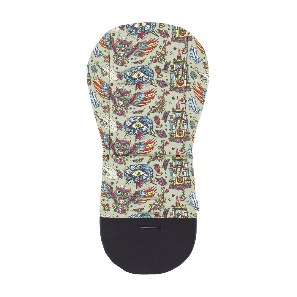 PETITE&MARS Foamy ülésbetét babakocsiba- Limited 100 Wonderland használat közben