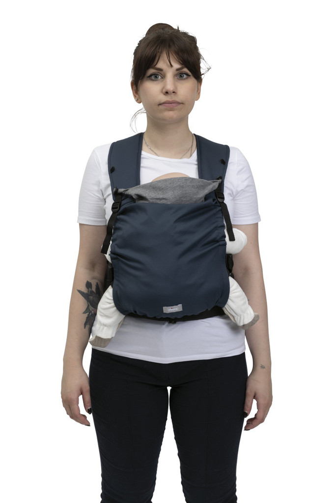 CHICCO Gyermek hordozó Skin Fit - Blue Passion részletei