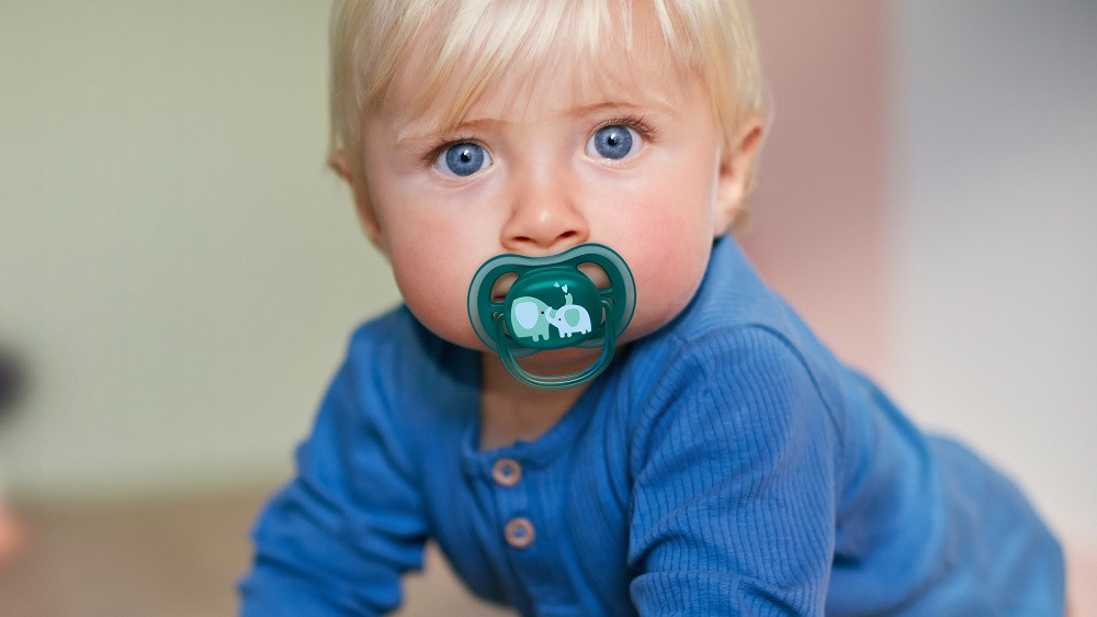 Philips AVENT Ultra air játszócumi - Ortodontikus kialakítás