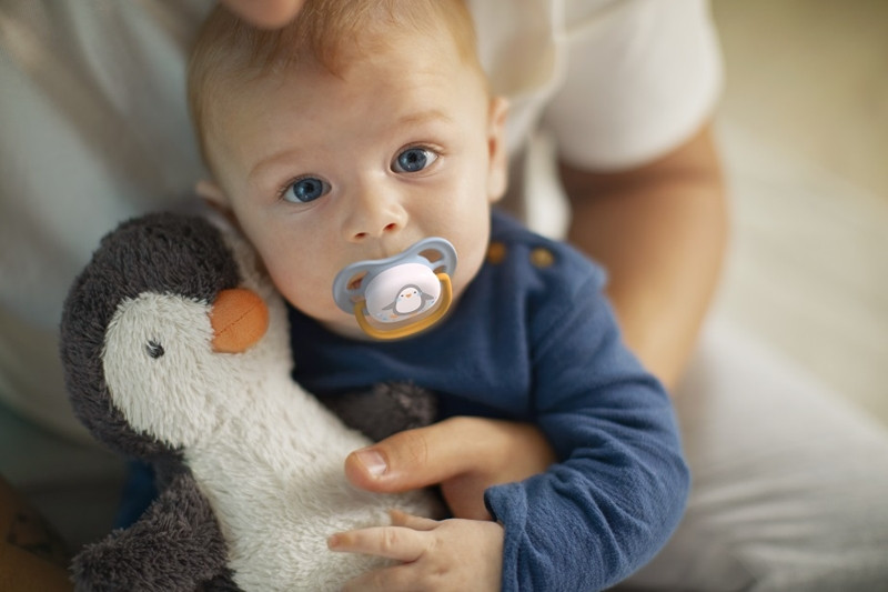 Philips AVENT SCF080/05 Ultra air játszócumi állatos 0-6 hó fiús 2 db használatban