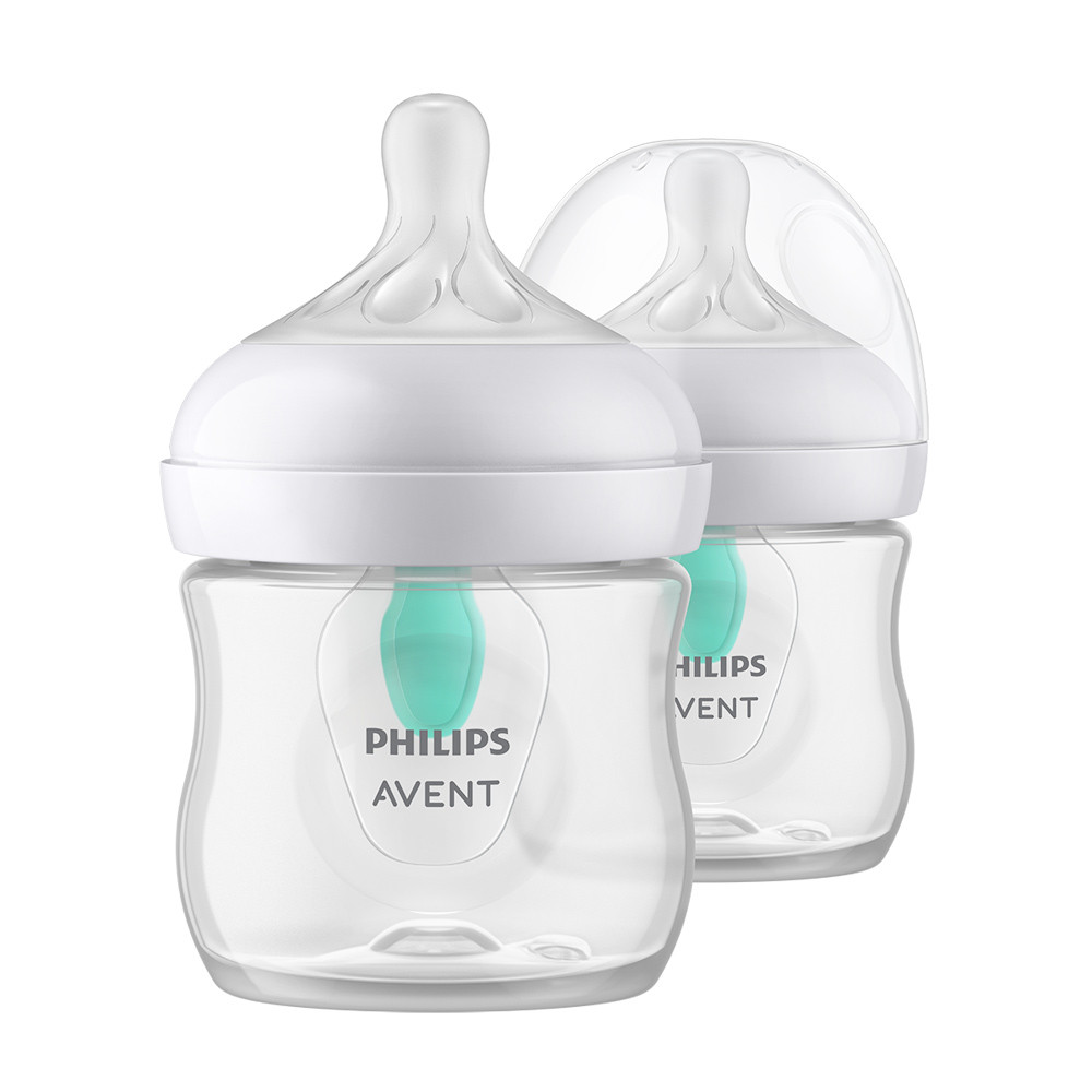 Philips AVENT Natural Response cumisüveg AirFree szeleppel használat közben