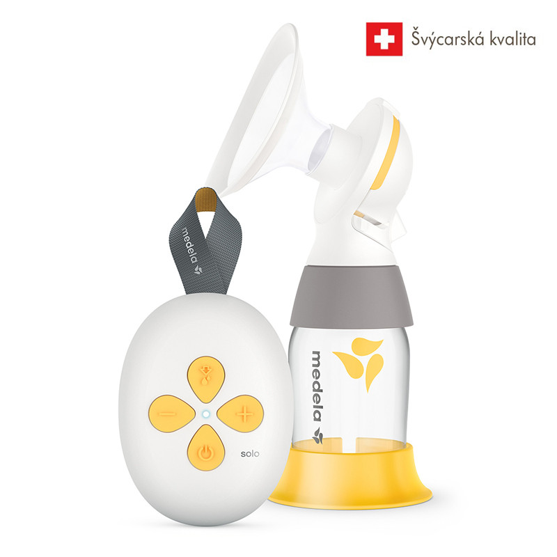 MEDELA Elektromos anyatejfejő Solo™ használat közben