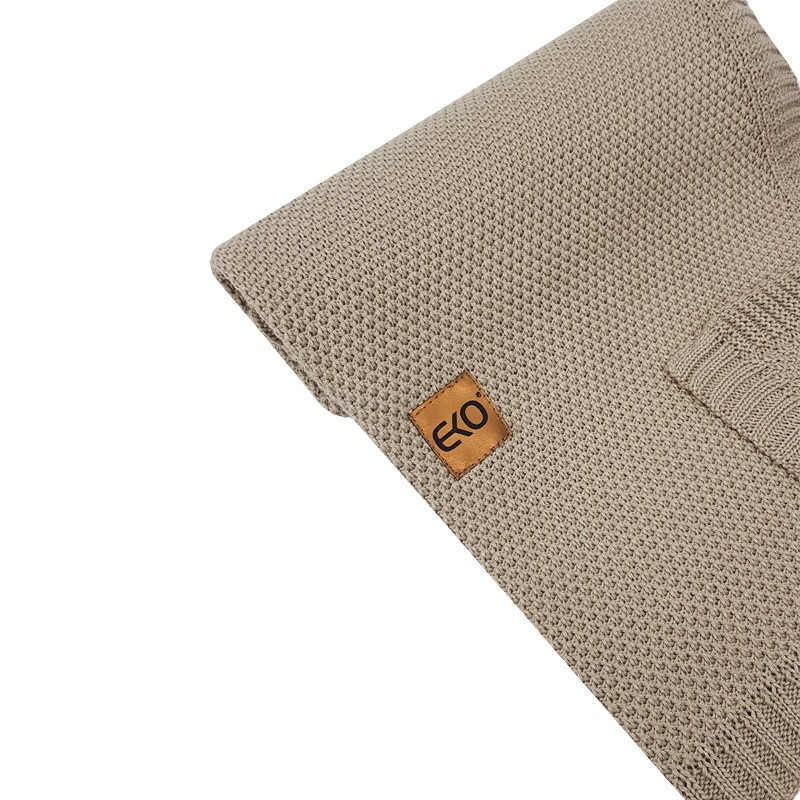 EKO Bambusz Takaró Beige 100x80 cm használat közben