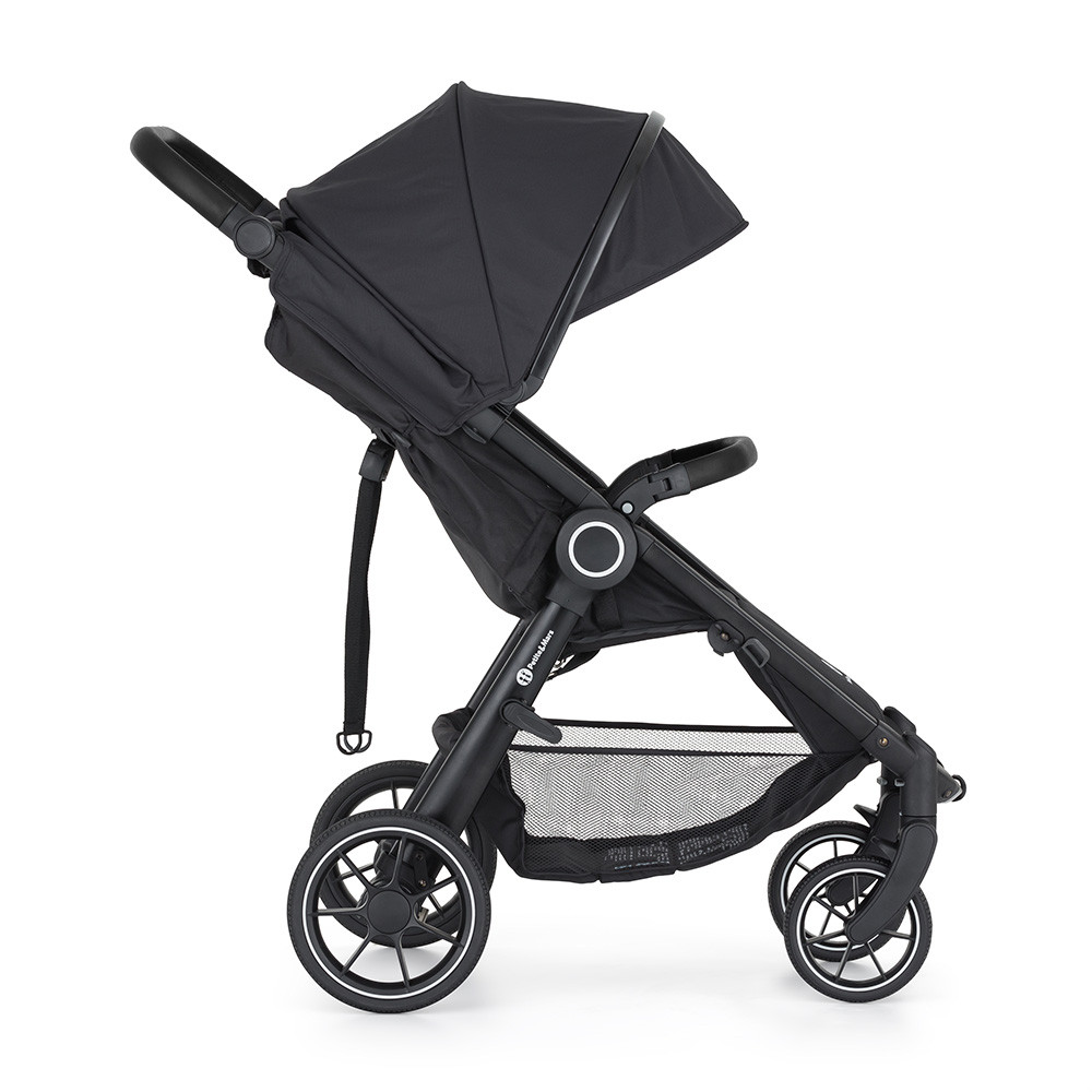 PETITE&MARS Sport babakocsi Street2 RWS Black Perfect Black - összecsukott állapot