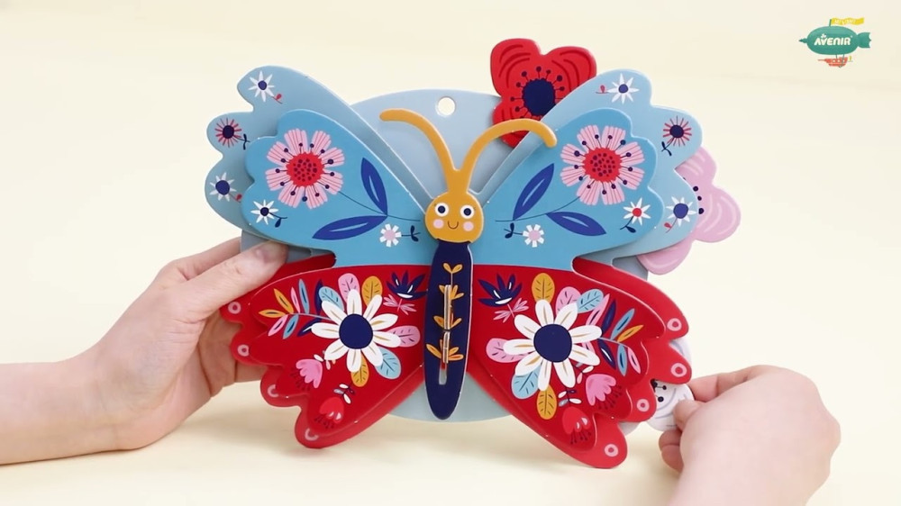 Kész 3D pillangó puzzle dekorációként