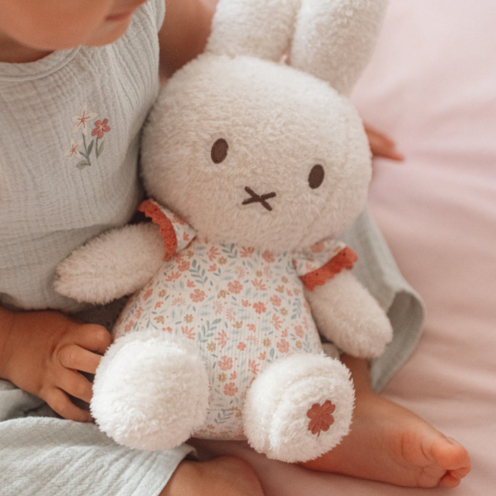 Little Dutch Miffy nyuszi 30 cm - Lucky Blossom részletfotó