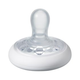   Tommee Tippee nyugtató cumi CTN anyamell formájú 6-18 hó 2db színes