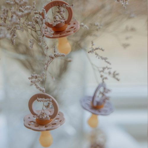 BIBS játszócumi - Boheme natúr kaucsuk 0-6 hó cseresznyevirág és hamvas lila 2 db