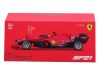 Bburago 1/43 versenyautó - Ferrari, 2021-es szezon autó versenyzõvel