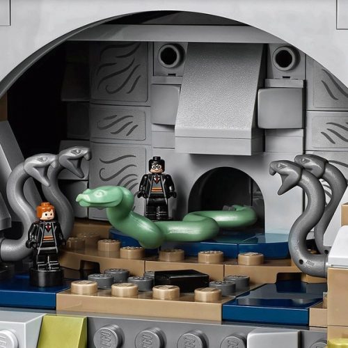 LEGO Harry Potter Roxfort kastély modell figurákkal és kiegészítőkkel 71043